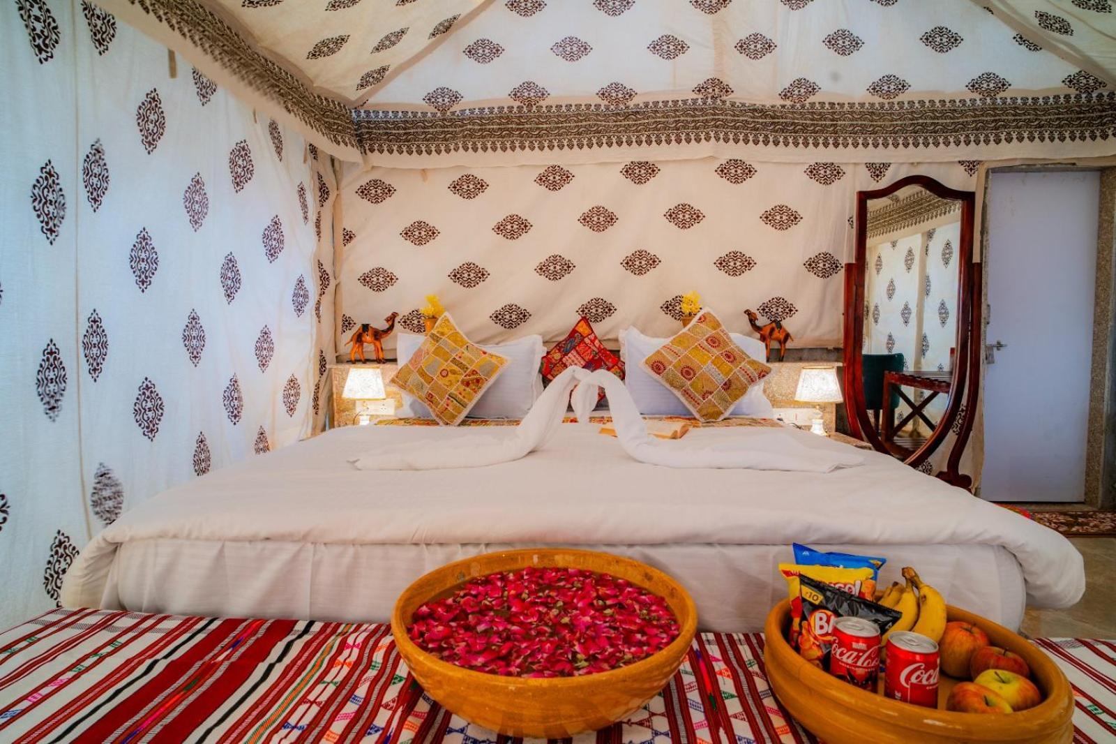 Khamma Ghani Resort With Pool Jaisalmer Eksteriør billede