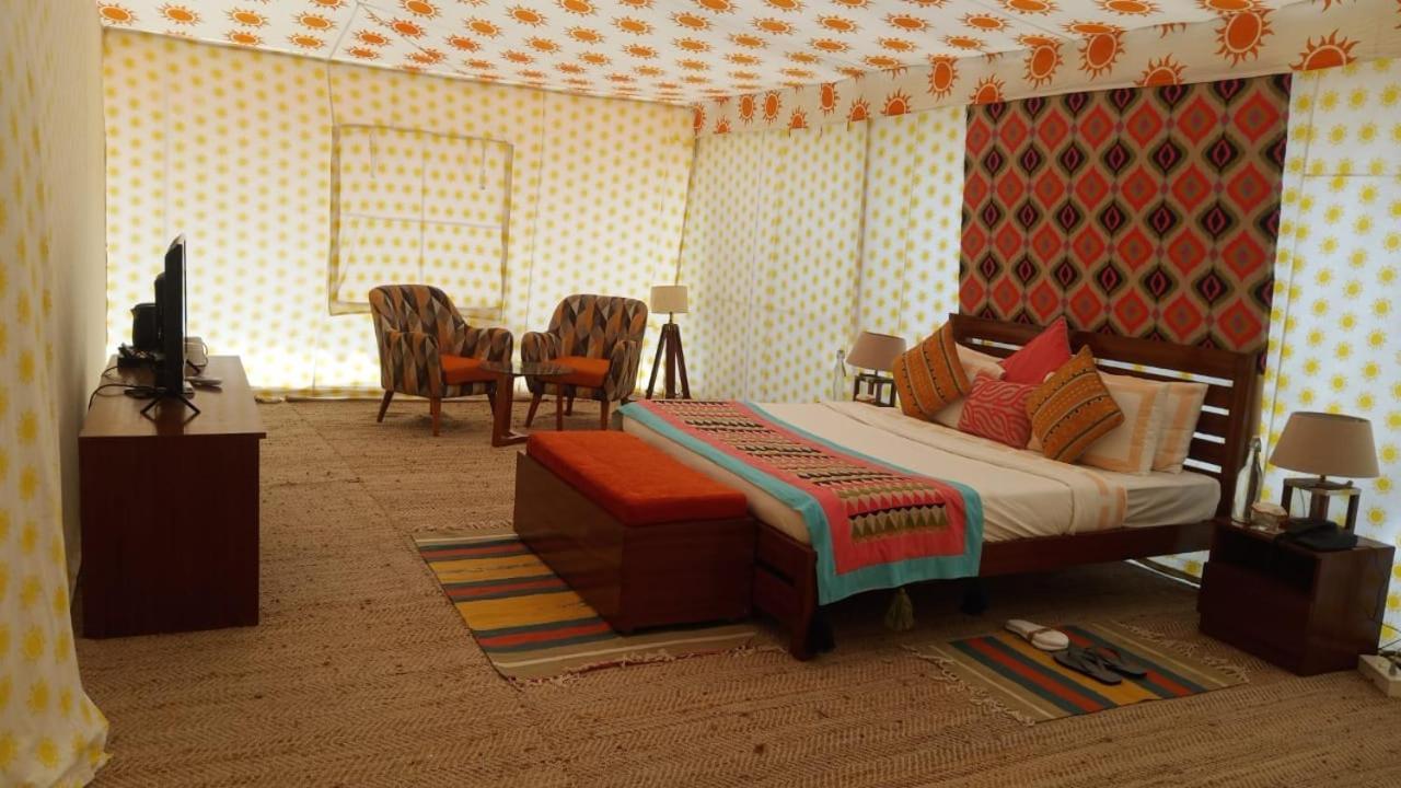 Khamma Ghani Resort With Pool Jaisalmer Eksteriør billede