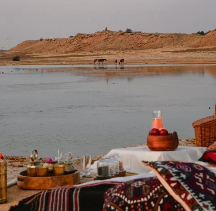 Khamma Ghani Resort With Pool Jaisalmer Eksteriør billede